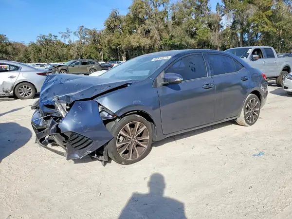 5YFBURHE7JP811769 2018 TOYOTA COROLLA - Image 1