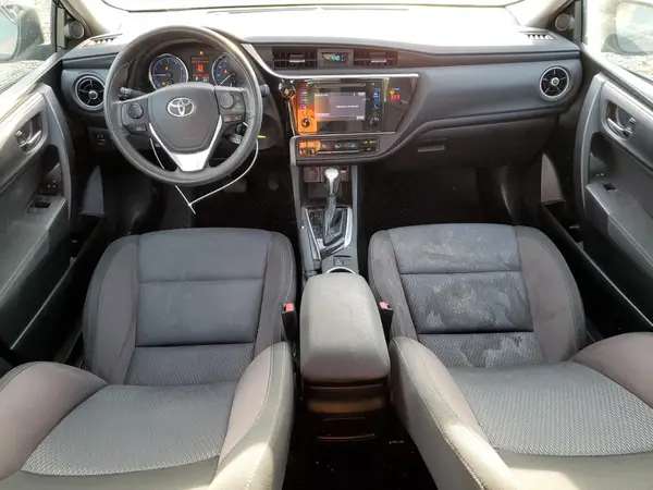 5YFBURHE7JP813165 2018 TOYOTA COROLLA - Image 8
