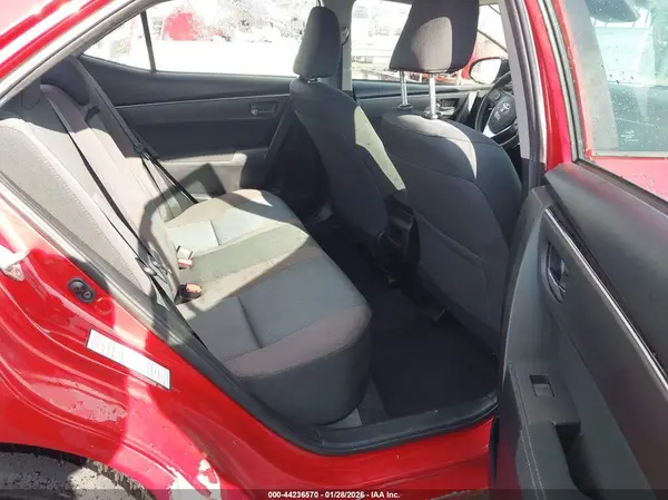 5YFBURHE7JP814395 2018 TOYOTA COROLLA - Image 8