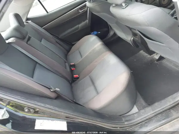5YFBURHE7JP818723 2018 TOYOTA COROLLA - Image 8
