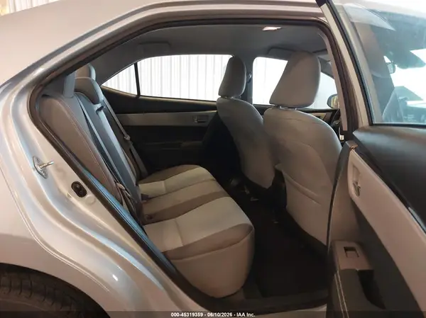 5YFBURHE7JP820505 2018 TOYOTA COROLLA - Image 8