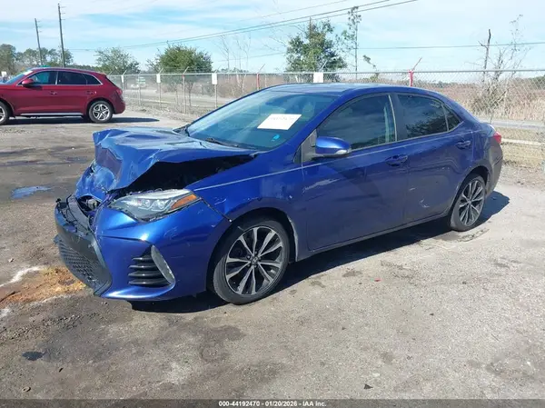 5YFBURHE7JP821380 2018 TOYOTA COROLLA - Image 2