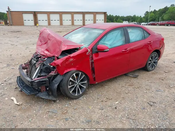 5YFBURHE7JP822898 2018 TOYOTA COROLLA - Image 2