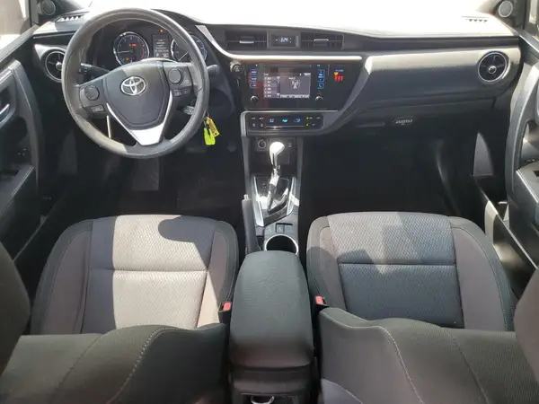 5YFBURHE7JP825090 2018 TOYOTA COROLLA - Image 8