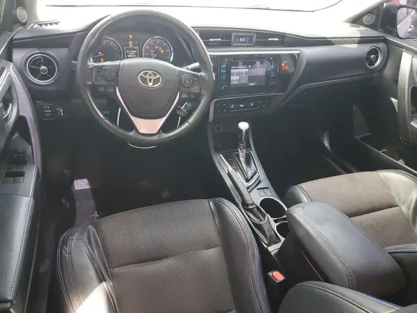 5YFBURHE7JP825140 2018 TOYOTA COROLLA - Image 8