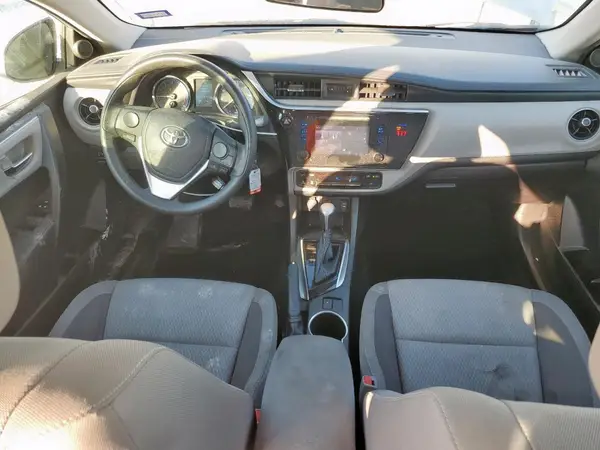 5YFBURHE7JP826255 2018 TOYOTA COROLLA - Image 8