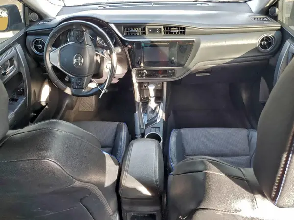 5YFBURHE7JP831424 2018 TOYOTA COROLLA - Image 8