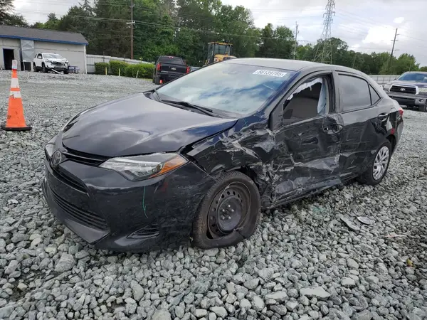 5YFBURHE7JP831701 2018 TOYOTA COROLLA - Image 1