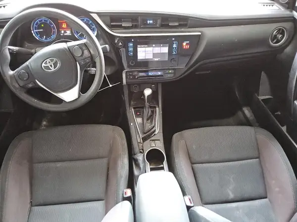 5YFBURHE7JP832122 2018 TOYOTA COROLLA - Image 8
