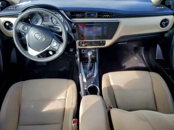 5YFBURHE7JP832525 2018 TOYOTA COROLLA - Image 8