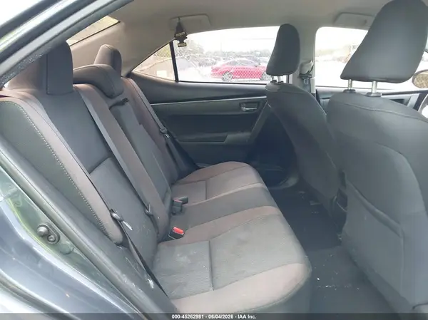 5YFBURHE7JP834307 2018 TOYOTA COROLLA - Image 8