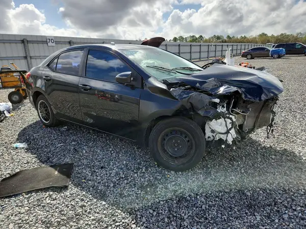 5YFBURHE7JP834808 2018 TOYOTA COROLLA - Image 8