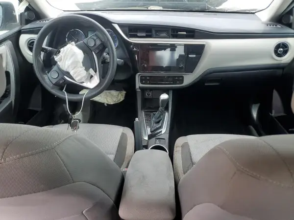 5YFBURHE7JP836025 2018 TOYOTA COROLLA - Image 8