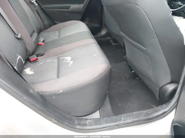 5YFBURHE7JP839443 2018 TOYOTA COROLLA - Image 8
