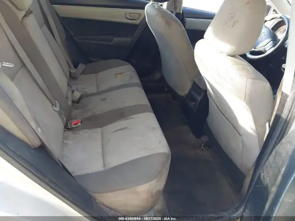 5YFBURHE7JP840513 2018 TOYOTA COROLLA - Image 8