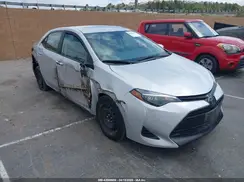 5YFBURHE7JP840608 2018 TOYOTA COROLLA