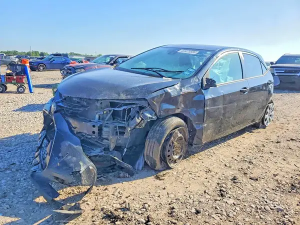 5YFBURHE7JP840821 2018 TOYOTA COROLLA - Image 1