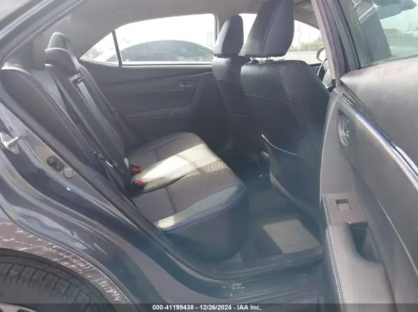 5YFBURHE7JP844920 2018 TOYOTA COROLLA - Image 8