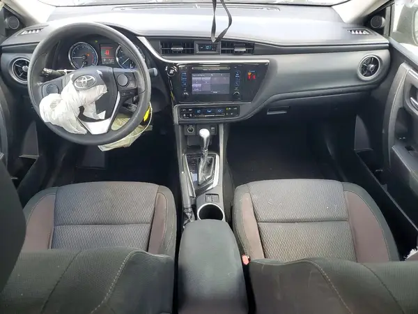 5YFBURHE7JP851964 2018 TOYOTA COROLLA - Image 8