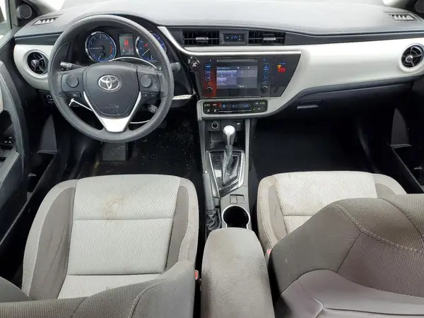 5YFBURHE7JP855464 2018 TOYOTA COROLLA - Image 8