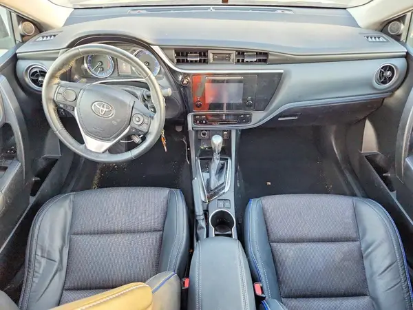 5YFBURHE7JP855691 2018 TOYOTA COROLLA - Image 8