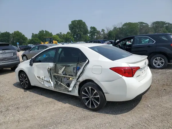 5YFBURHE7KP859645 2019 TOYOTA COROLLA - Image 2