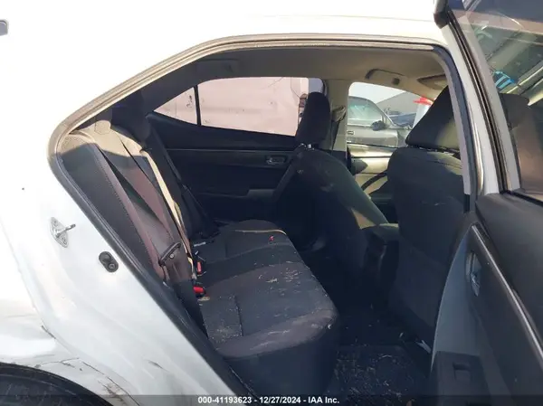 5YFBURHE7KP864585 2019 TOYOTA COROLLA - Image 8