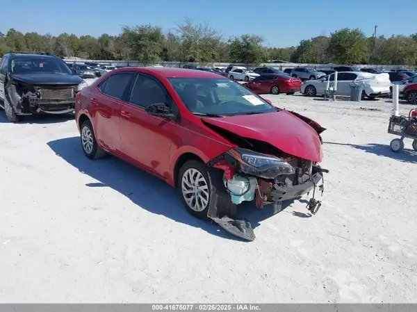 5YFBURHE7KP867213 2019 TOYOTA COROLLA - Image 1
