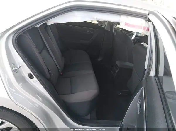 5YFBURHE7KP875053 2019 TOYOTA COROLLA - Image 8