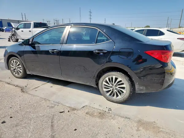 5YFBURHE7KP877577 2019 TOYOTA COROLLA - Image 2