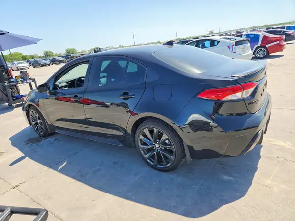 5YFBURHE7KP877644 2019 TOYOTA COROLLA - Image 2