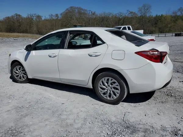 5YFBURHE7KP878907 2019 TOYOTA COROLLA - Image 2