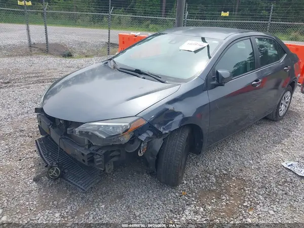 5YFBURHE7KP880723 2019 TOYOTA COROLLA - Image 2
