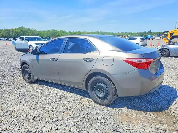 5YFBURHE7KP883394 2019 TOYOTA COROLLA - Image 2