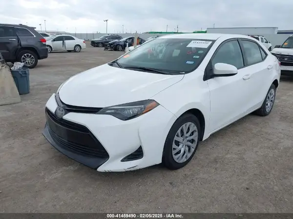 5YFBURHE7KP884299 2019 TOYOTA COROLLA - Image 2