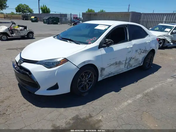 5YFBURHE7KP888384 2019 TOYOTA COROLLA - Image 2