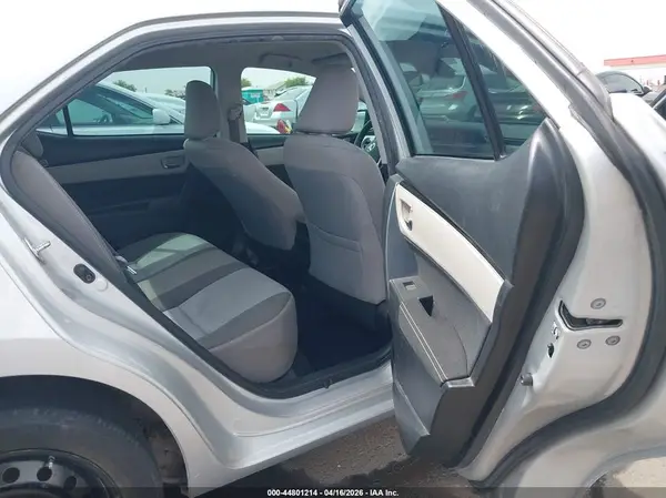 5YFBURHE7KP889440 2019 TOYOTA COROLLA - Image 8