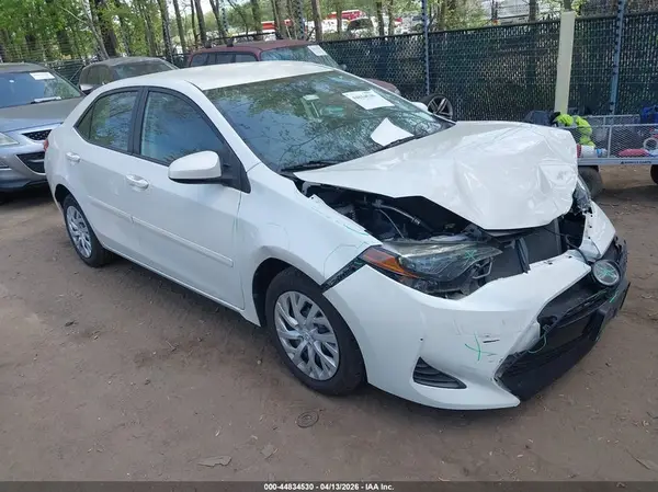 5YFBURHE7KP891110 2019 TOYOTA COROLLA - Image 1