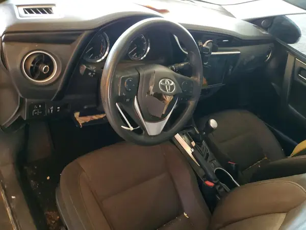 5YFBURHE7KP89125X 2019 TOYOTA COROLLA - Image 8