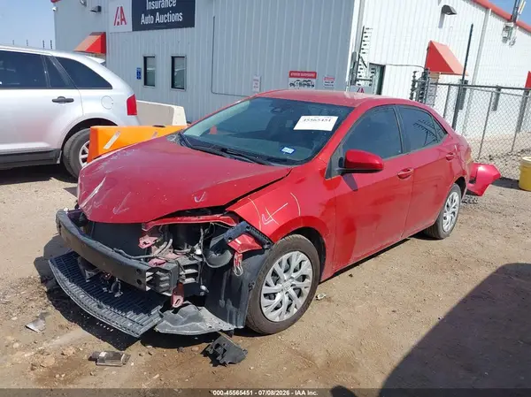 5YFBURHE7KP891981 2019 TOYOTA COROLLA - Image 2