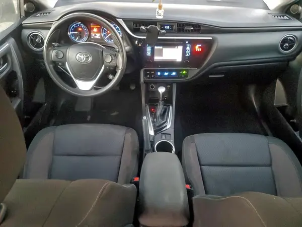 5YFBURHE7KP895349 2019 TOYOTA COROLLA - Image 8