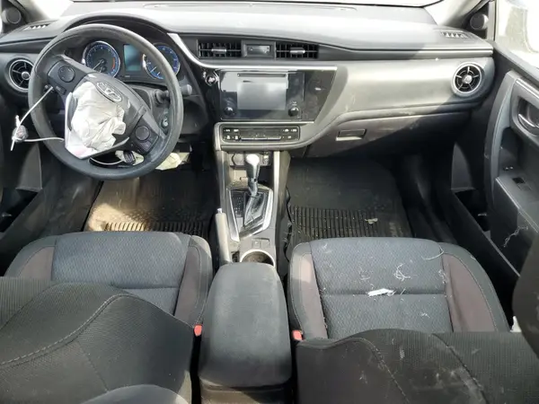 5YFBURHE7KP896582 2019 TOYOTA COROLLA - Image 8