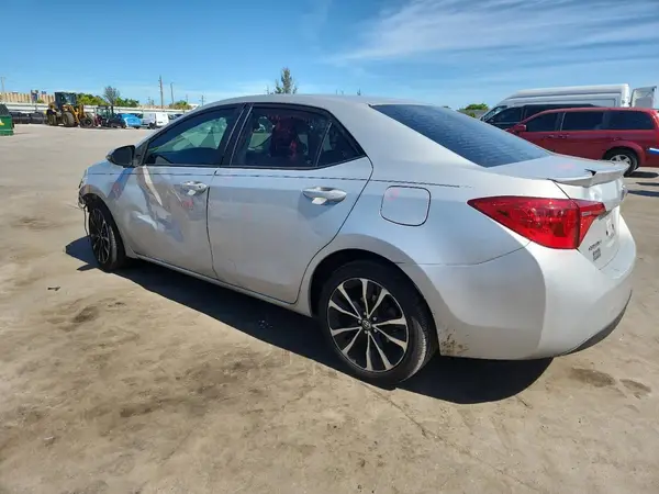5YFBURHE7KP899501 2019 TOYOTA COROLLA - Image 2