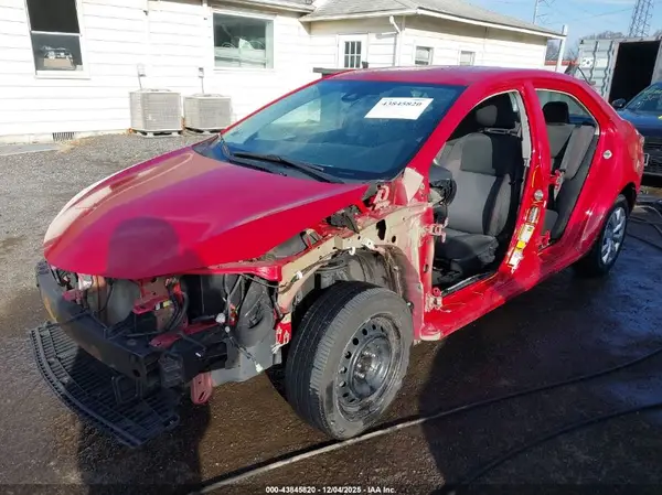 5YFBURHE7KP900159 2019 TOYOTA COROLLA - Image 2