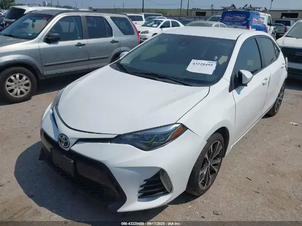 5YFBURHE7KP901263 2019 TOYOTA COROLLA - Image 2