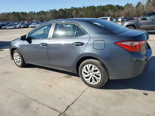 5YFBURHE7KP903871 2019 TOYOTA COROLLA - Image 2