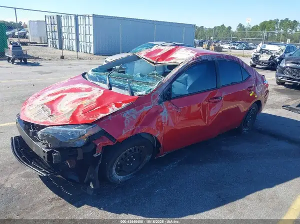 5YFBURHE7KP904356 2019 TOYOTA COROLLA - Image 2