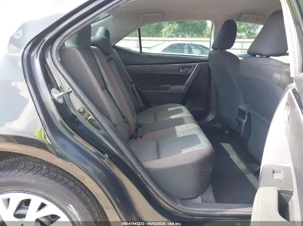 5YFBURHE7KP905555 2019 TOYOTA COROLLA - Image 8