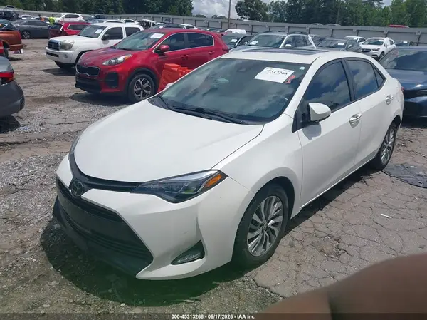 5YFBURHE7KP905765 2019 TOYOTA COROLLA - Image 2