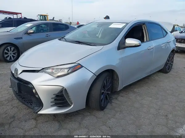 5YFBURHE7KP910240 2019 TOYOTA COROLLA - Image 2